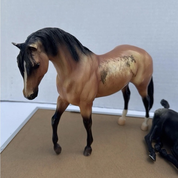 Breyer Molding Co. Toy Horses,Lot of 2 - Picture 4 of 9